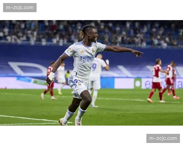 皇马卡马文加牙痛需赛前评估 楚阿梅尼巴尔韦德中场覆盖受考验